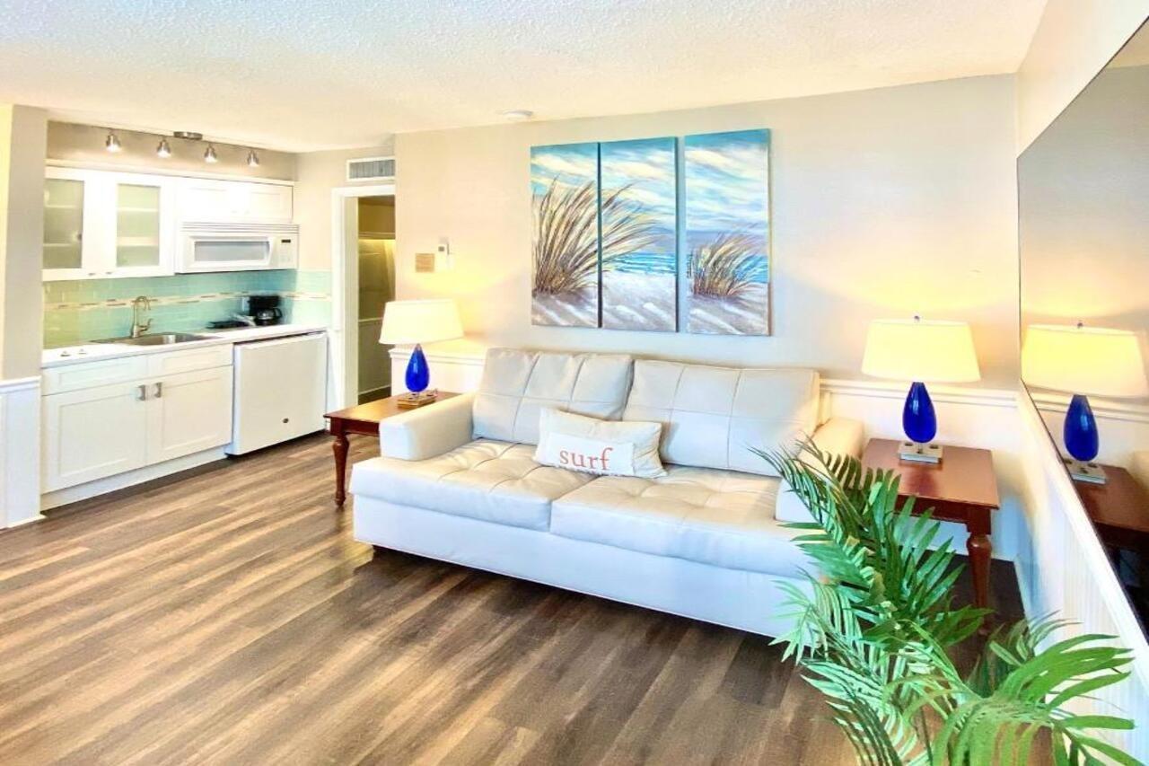 Thunderbird Beach Resort Treasure Island Extérieur photo