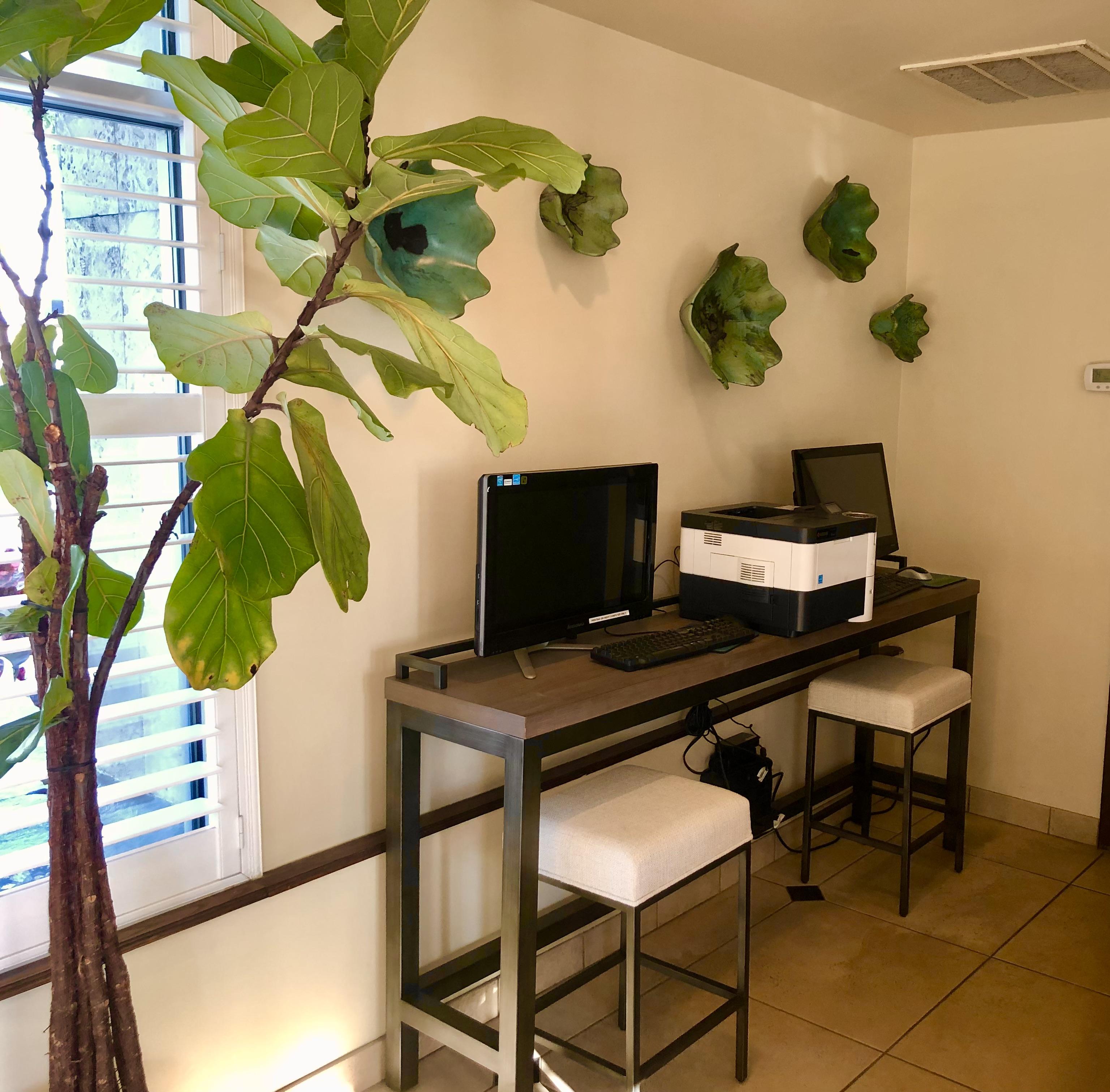 Thunderbird Beach Resort Treasure Island Extérieur photo