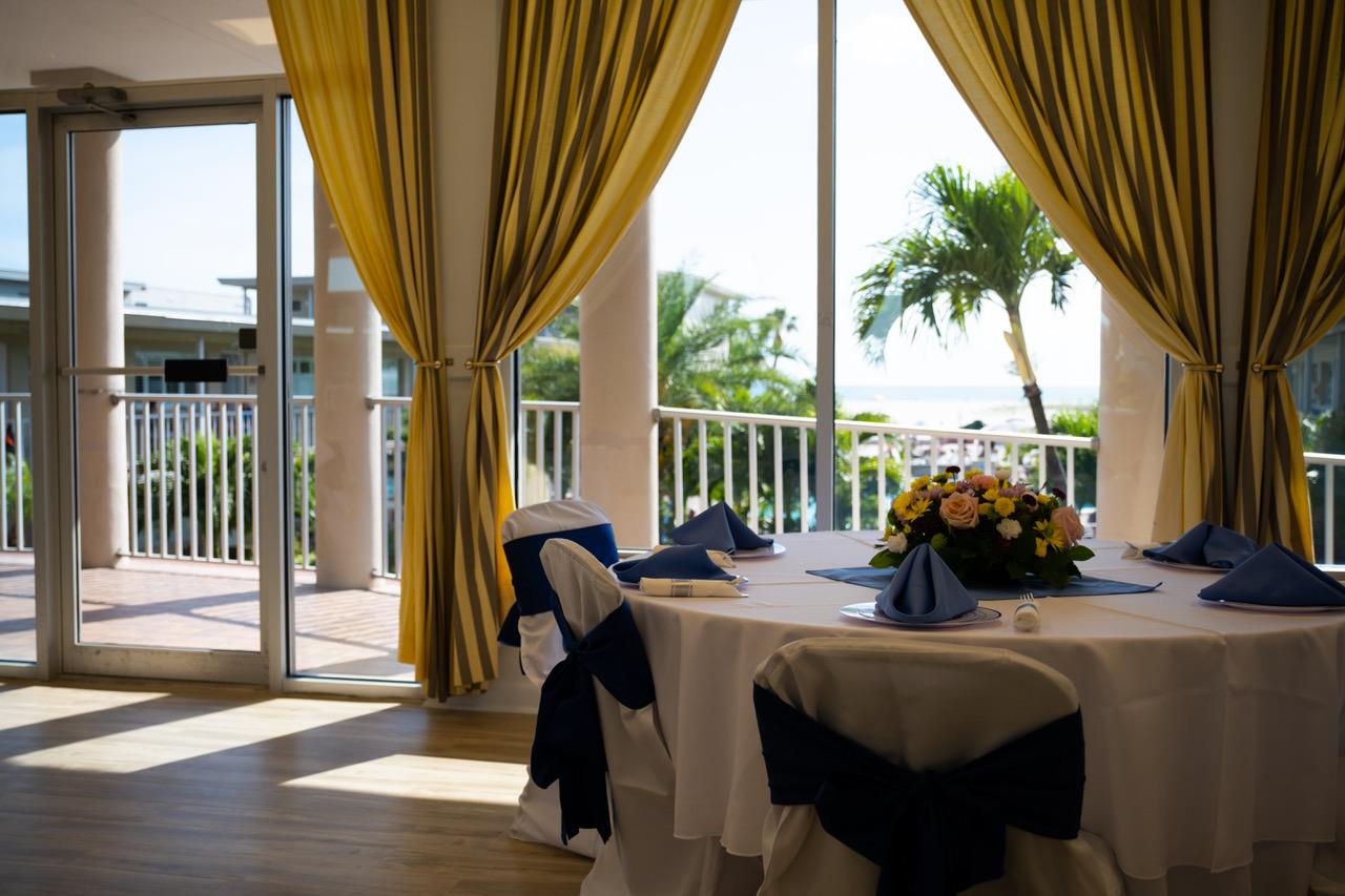 Thunderbird Beach Resort Treasure Island Extérieur photo
