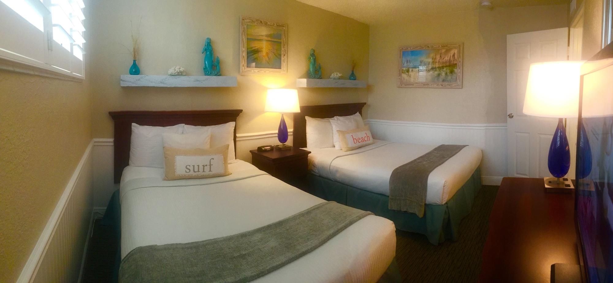 Thunderbird Beach Resort Treasure Island Extérieur photo