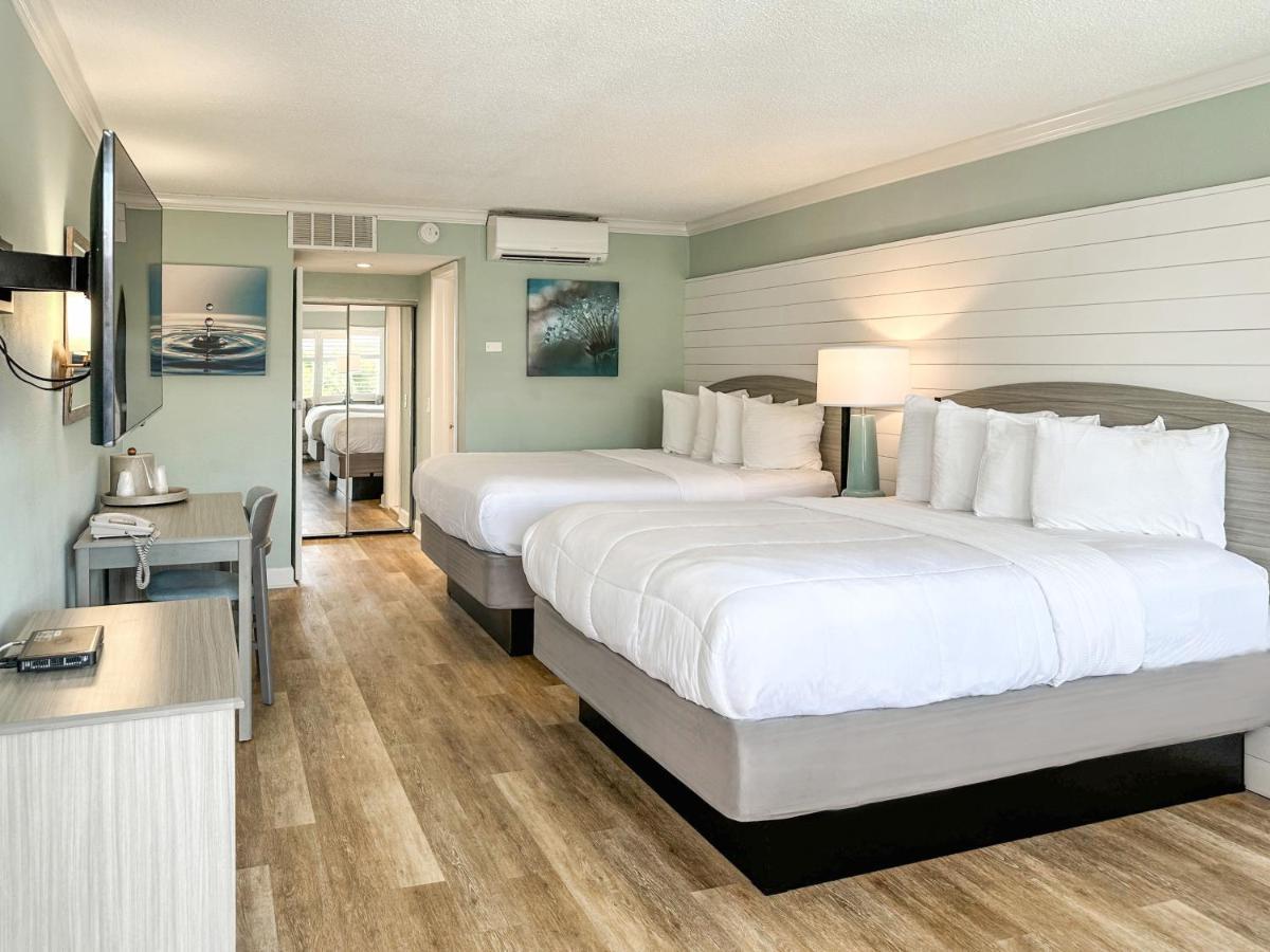 Thunderbird Beach Resort Treasure Island Extérieur photo