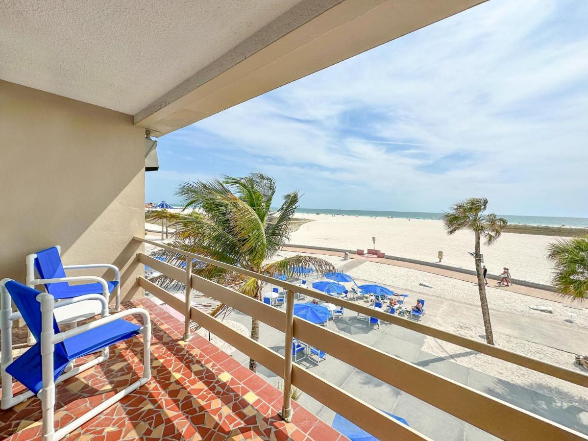 Thunderbird Beach Resort Treasure Island Extérieur photo